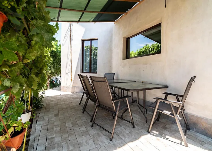 Casa Amina ホームステイ スリナ