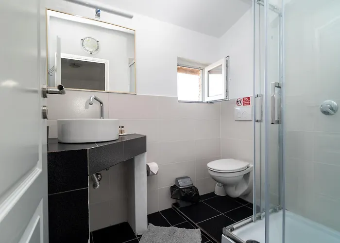 Casa Amina スリナ