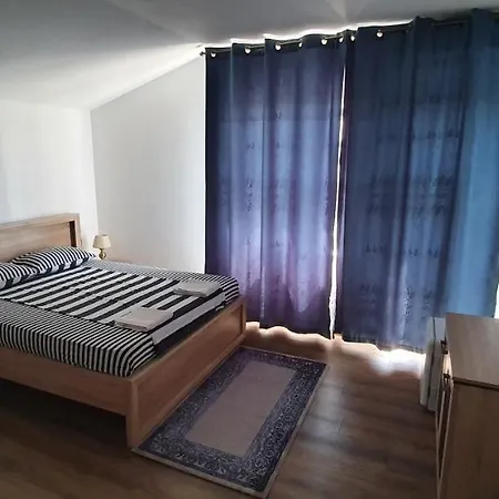 Nyaraló Casa Amina Sulina